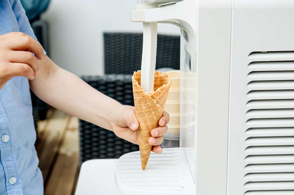 soft serve ice cream machine